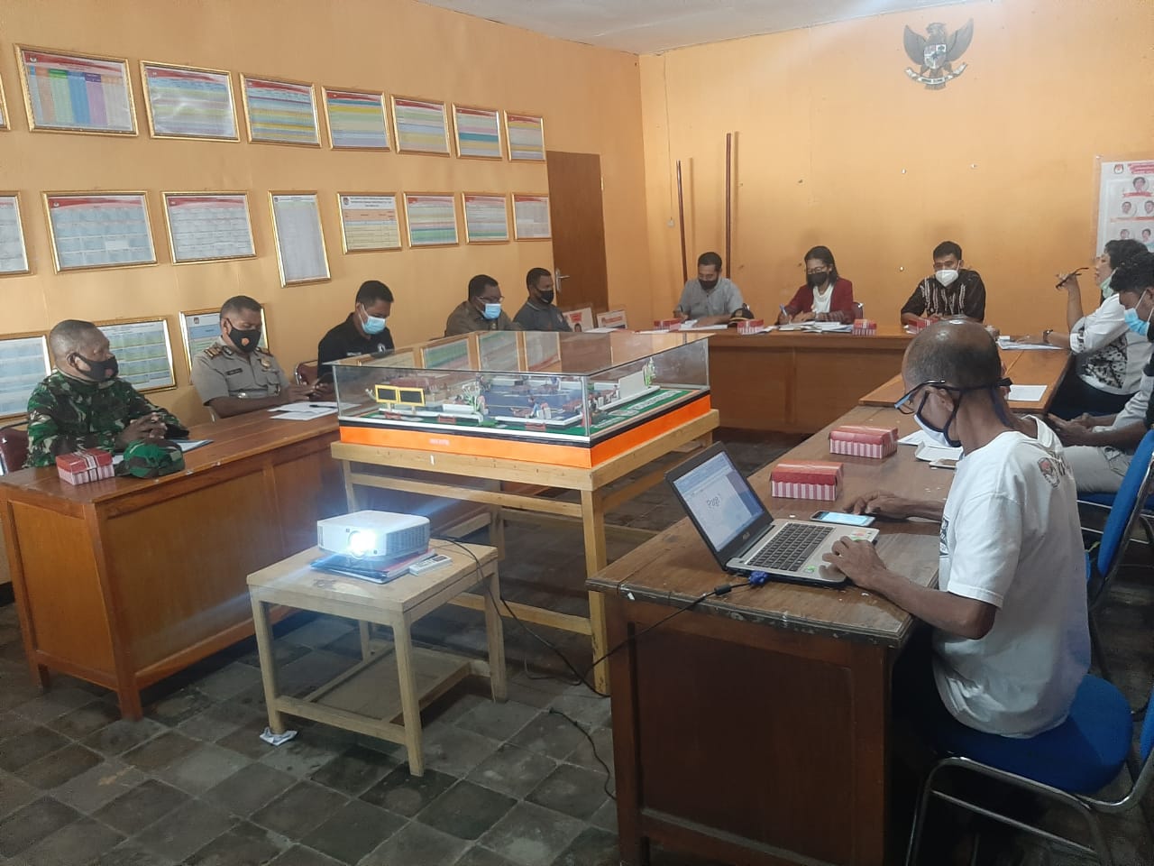 Gandeng Stakeholder, KPU Dan Bawaslu Alor Lakukan Perbaikan DPTB
