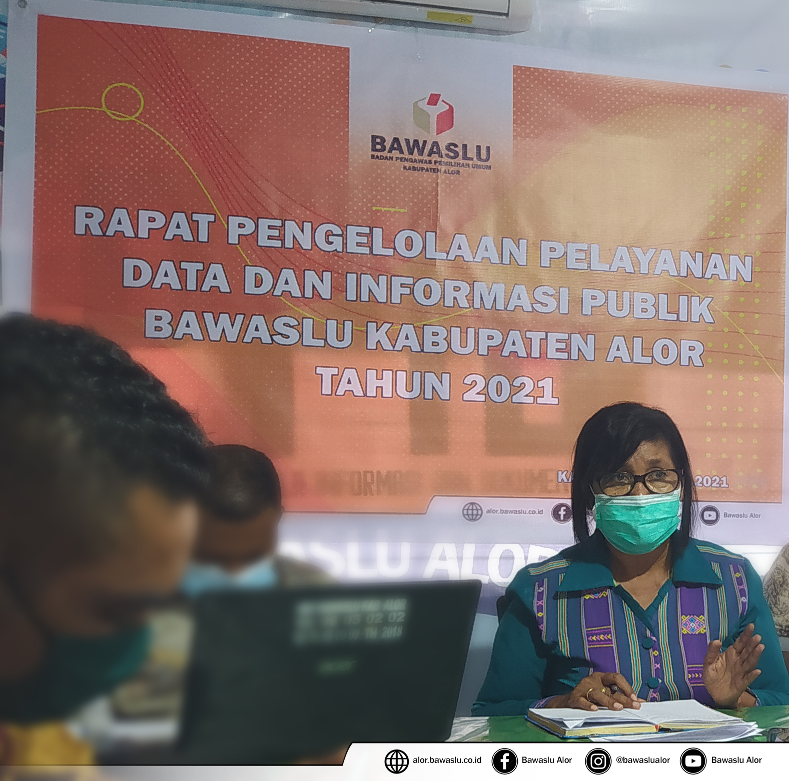 Rapat Pengelolaan Pelayanan Data dan Informasi Publik  Bawaslu Alor Tahun 2021