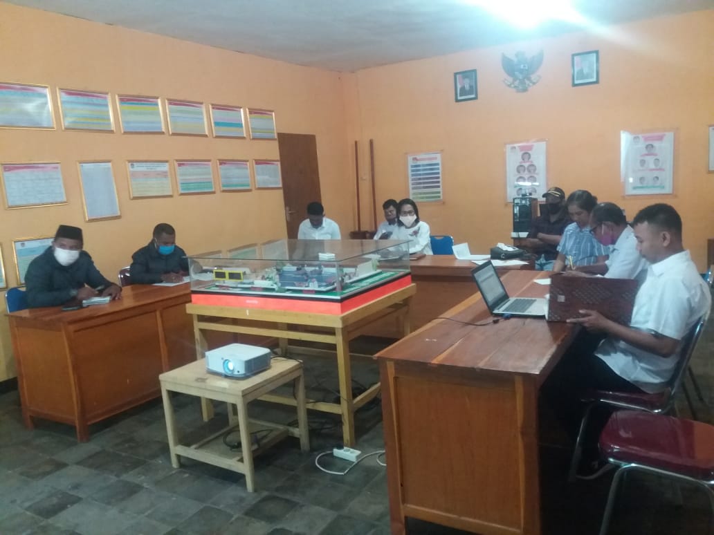 BAWASLU ALOR MENGHADIRI RAPAT REKAPITULASI  DAFTAR PEMILIH BERKELANJUTAN BULAN APRIL OLEH KPU KAB. ALOR