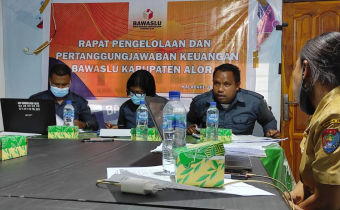 Rapat Pertanggungjawaban Keuangan Bawaslu Kab. Alor